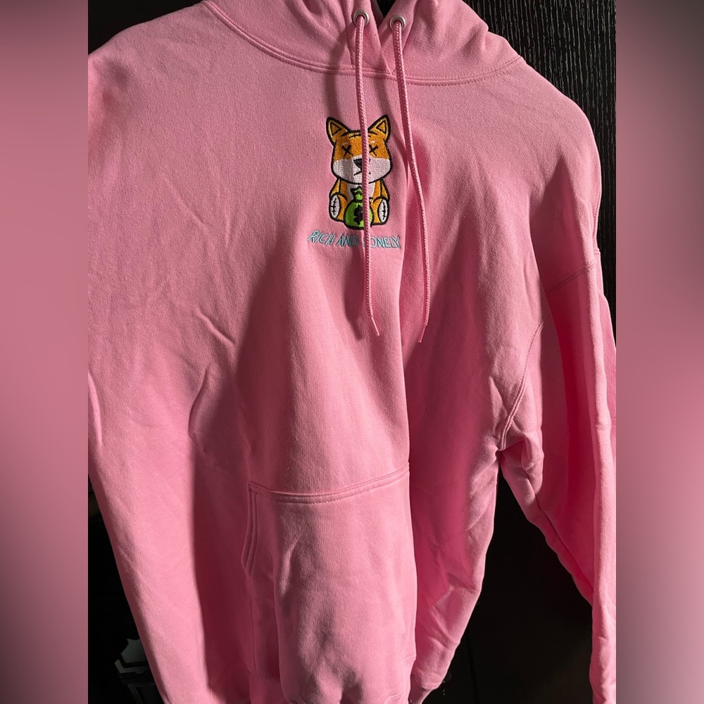 Rich and Lonely pink hoodiesize large